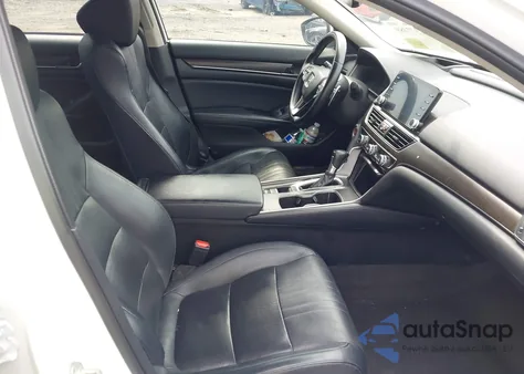 2018 Honda Accord Touring из США, поврежденный, VIN 1HGCV1F93JA006320